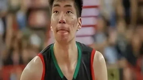 “情侣专属马拉松，共筑浪漫求婚之旅！”